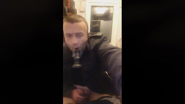 muscularbigcock  19-02-2022
